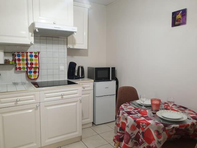 Rnb Locations Macon Apartment Luaran gambar