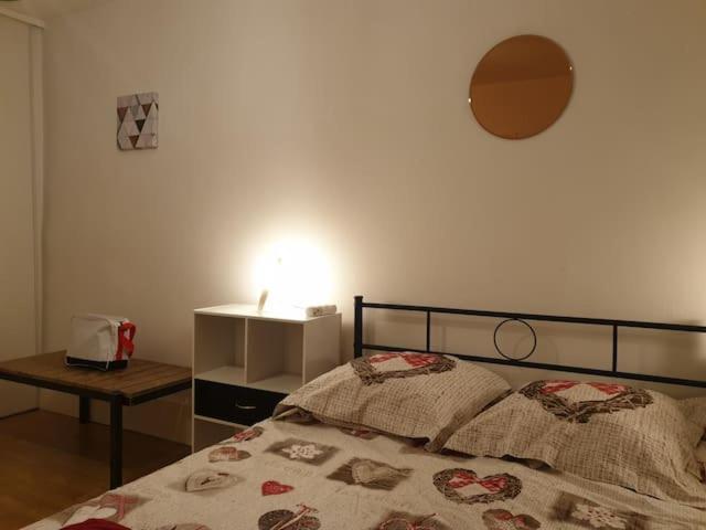Rnb Locations Macon Apartment Luaran gambar